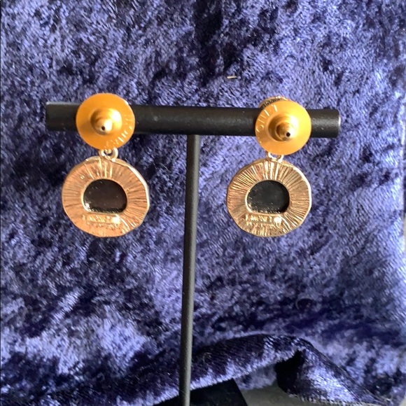 Vintage Monet earrings w/ translucent green enamel - Picture 2 of 3